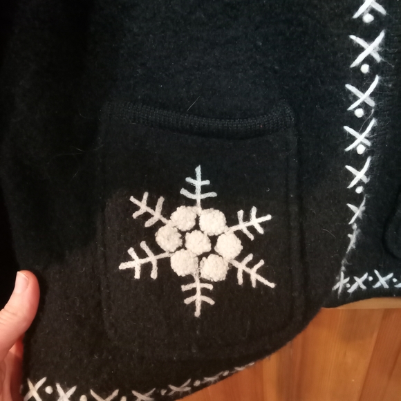 Eminent by Lisa 100% boiled wool black white snowflake zip up sweater size L - Picture 4 of 4